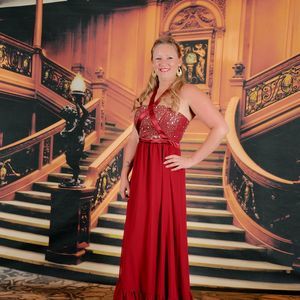 Meet your Posher, Annette